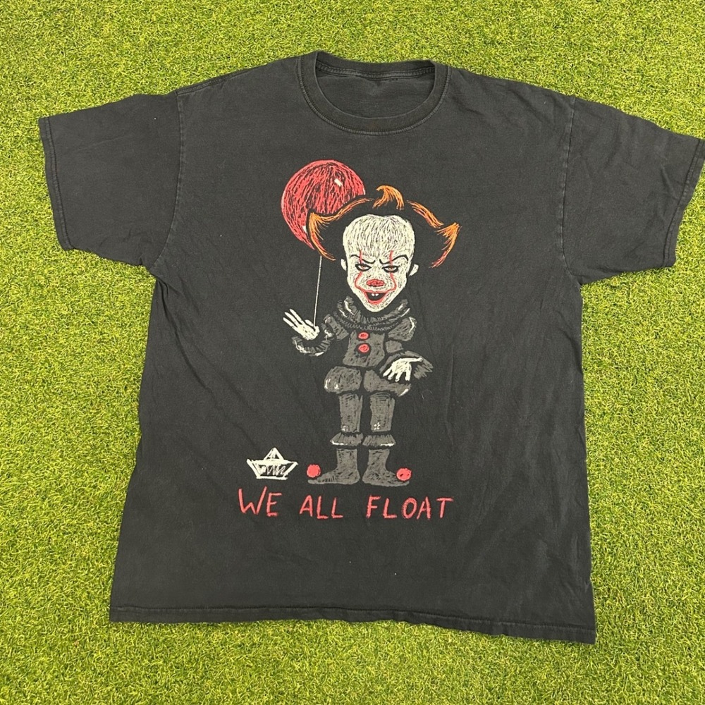 IT Stephen King‎ Pennywise We All Float Black Graphic T-Shirt Mens Medium